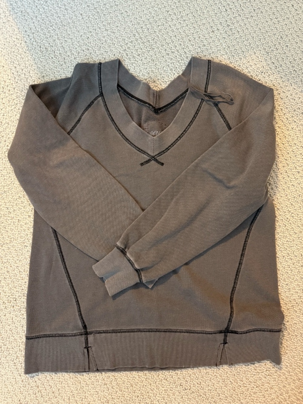 Aerie V-neck sweatshirt